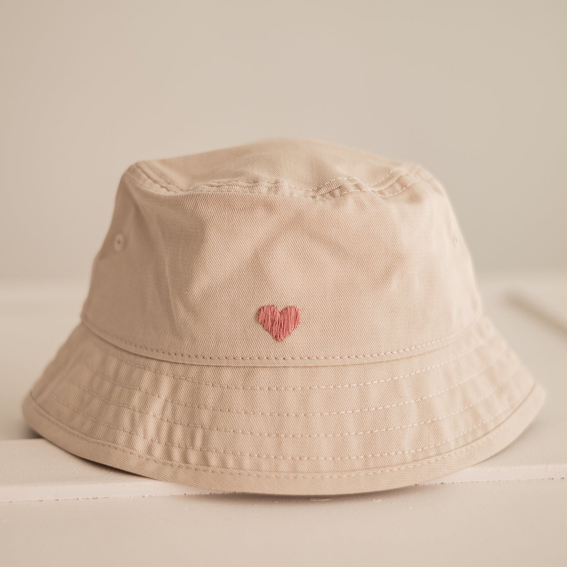 heart chapeu kids beje